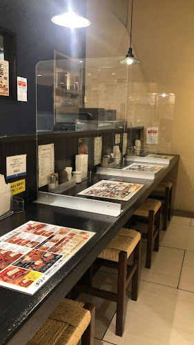 Opinii despre 炭焼牛たん東山 沖縄リウボウ店 în 那覇市 - 飲食業