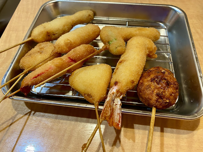 〒542-0071 大阪府大阪市中央区道頓堀１丁目６−１５ コムラード・ドウトンビル 3F