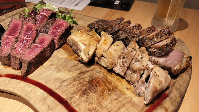 肉料理 春祺廊 - 飲食業