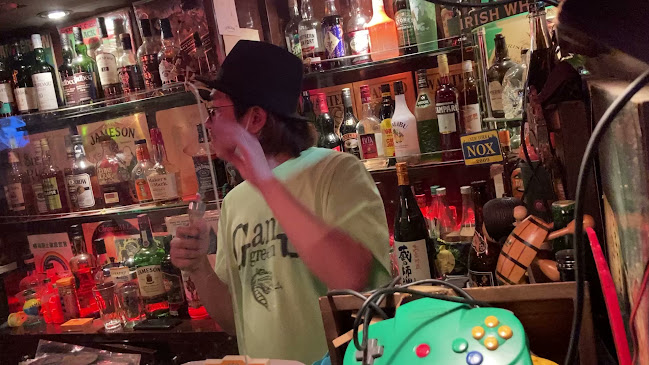 Comentarii opinii despre BAR K'S AVE.