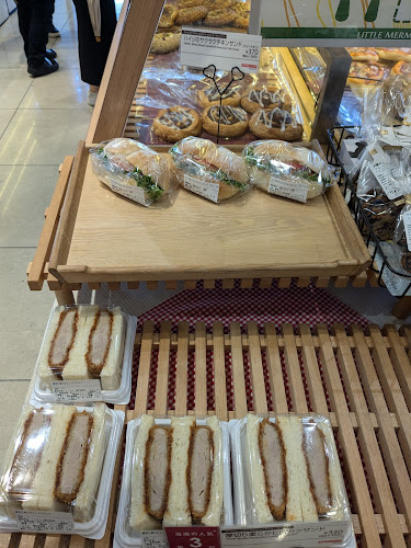 リトルマーメイド 高知駅店 - 飲食業