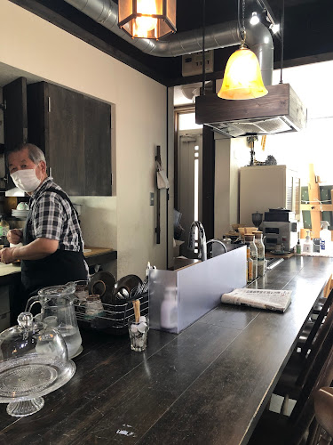 〒558-0003 大阪府大阪市住吉区長居１丁目１１−２