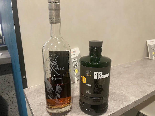 お酒の美術館 京急蒲田駅前店 - 大田区