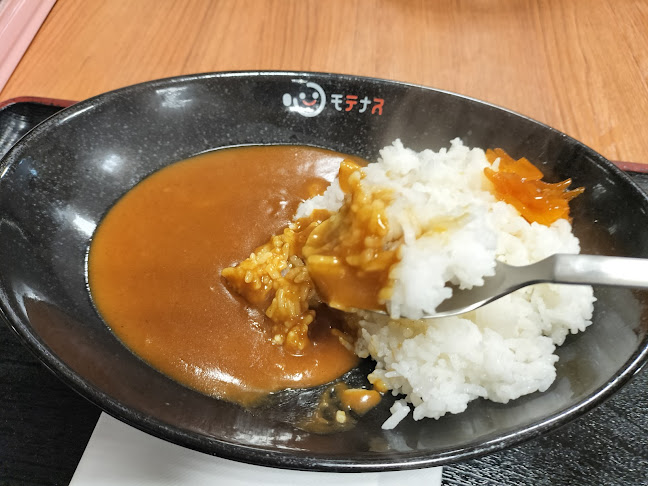 Comentarii opinii despre モテナス名谷