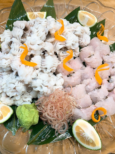 割烹すすきの - 飲食業