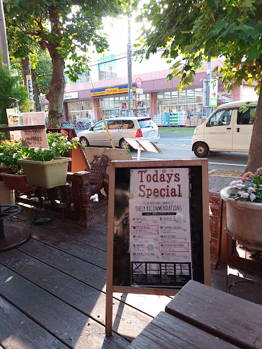 アジアンダイニング LUMBINI 新松戸店 - 飲食業