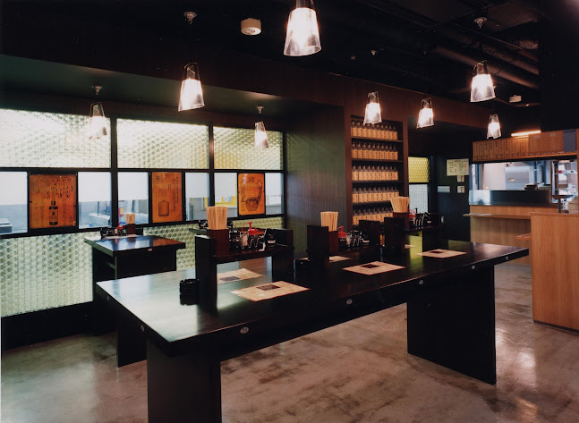 立ち呑み処 ちょっとよろう家 千里中央店 - 飲食業