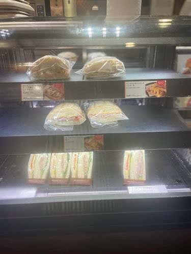 Comentarii opinii despre サンマルクカフェ 目黒西口店