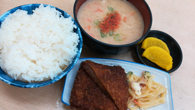 Opinii despre 丸美食堂本店駅前店 în 伊丹市 - 飲食業