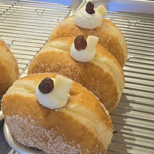 Opinii despre ミルクドドレイク名古屋桜山店 în 名古屋市 - 飲食業