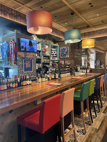 Opinii despre カフェバー L’ATELIER et Brasserie ATOM Milano（アトリエ･ブラッスリー･アトムミラノ）銀座 în 中央区 - 飲食業