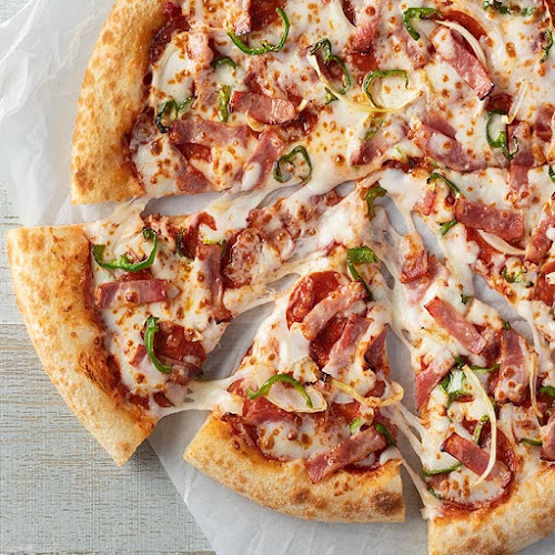 Comentarii opinii despre ピザハット 立川若葉町店