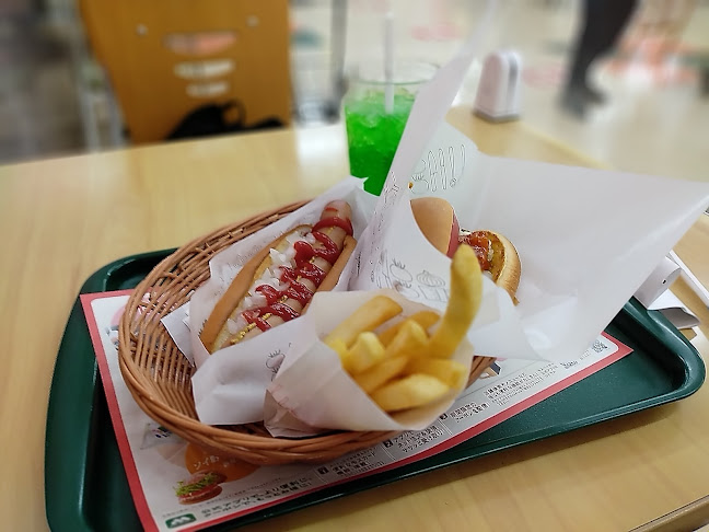 〒203-0032 東京都東久留米市前沢５丁目３３−１７