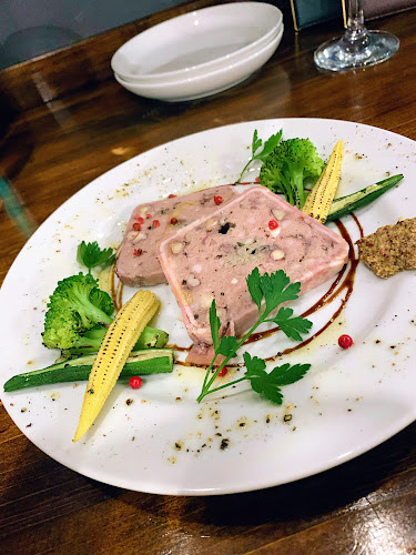 Comentarii opinii despre Wine & Kitchen Tre