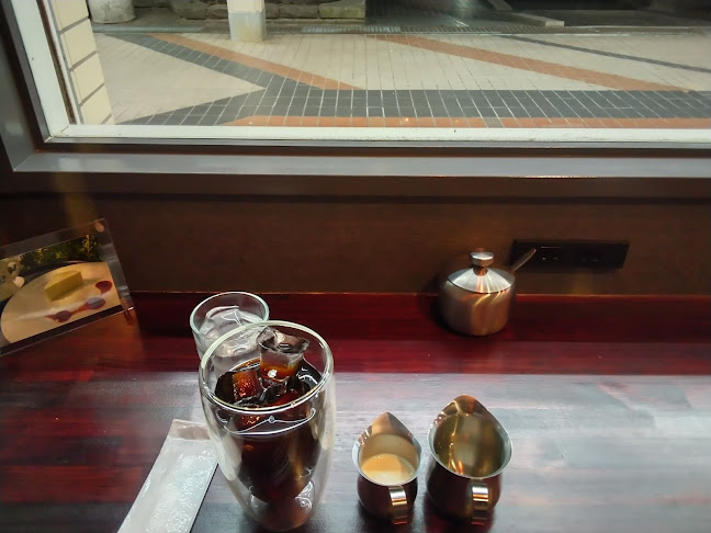 〒650-0046 兵庫県神戸市中央区港島中町３丁目１−２ 神戸ポートビレジ3号棟 ３