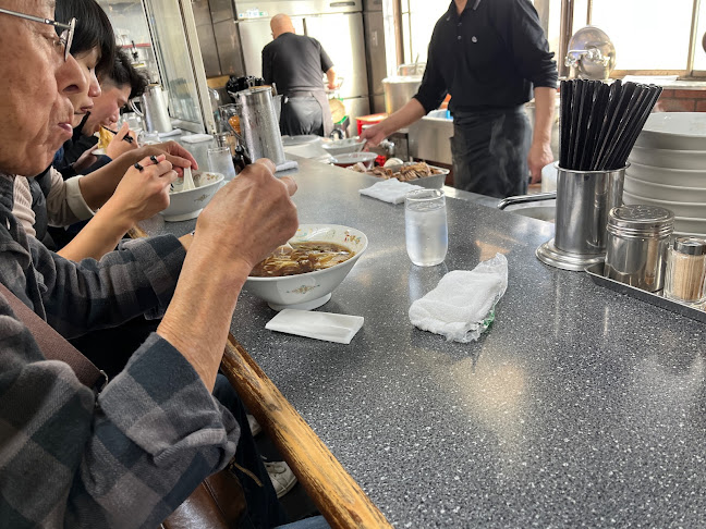 Opinii despre 青島食堂 司菜 南万代店 în 新潟市 - 飲食業