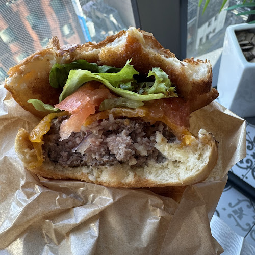 カフェバー L’ATELIER et Brasserie ATOM Milano（アトリエ･ブラッスリー･アトムミラノ）銀座 - 飲食業