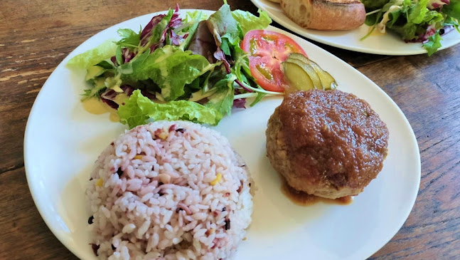 〒330-0856 埼玉県さいたま市大宮区三橋１丁目１３３１