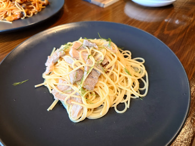 海老そばとwine PARMI - 飲食業