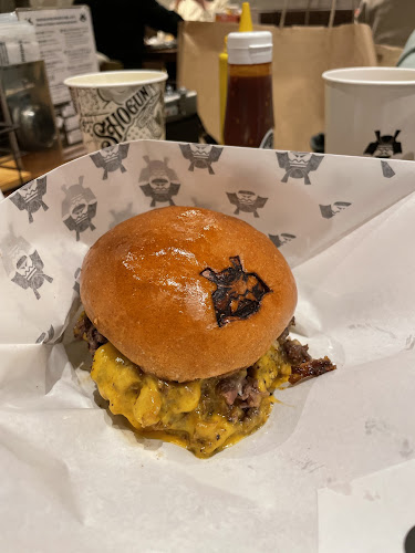Opinii despre SHOGUN BURGER SUSUKINO店 în 札幌市 - 飲食業