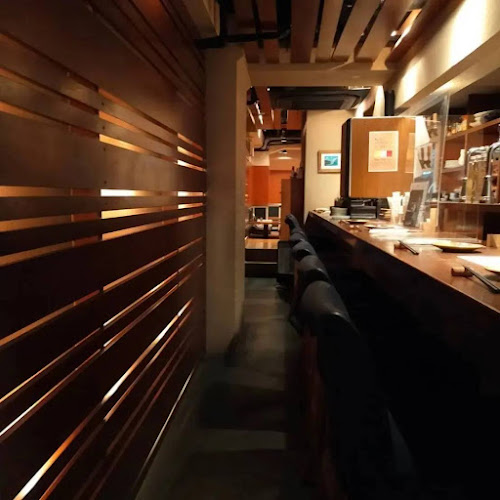 Opinii despre 酒肴花本 în 大阪市 - 飲食業