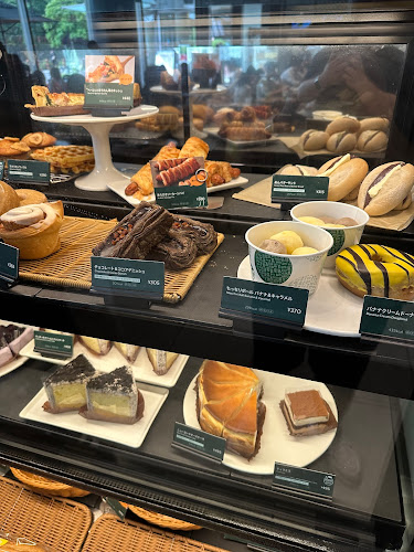 Comentarii opinii despre スターバックス コーヒー リバーウォーク北九州デコシティ店