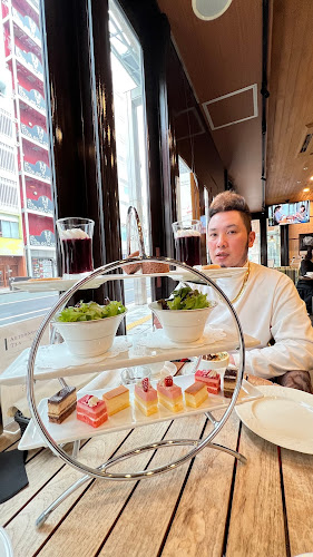 カフェテラス 1952 - 飲食業