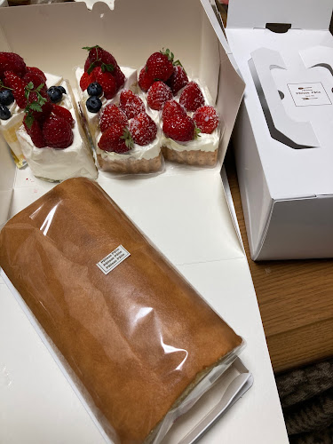 Comentarii opinii despre パティス パティ