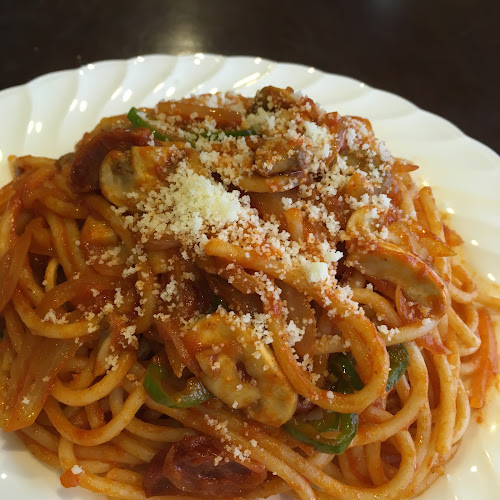 Opinii despre cafe with garden în 横浜市 - 飲食業