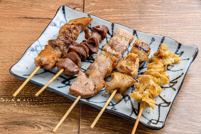 Opinii despre 揚げたて串揚げと焼き鳥 大衆串横丁てっちゃん キラリス函館駅前店 în 函館市 - 飲食業