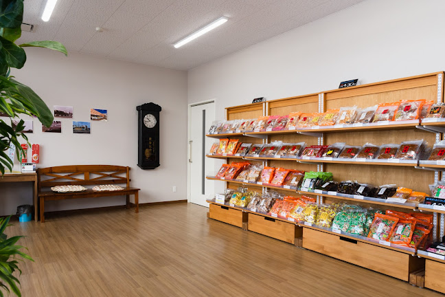 美濃屋 あられ製造本舗 - 飲食業