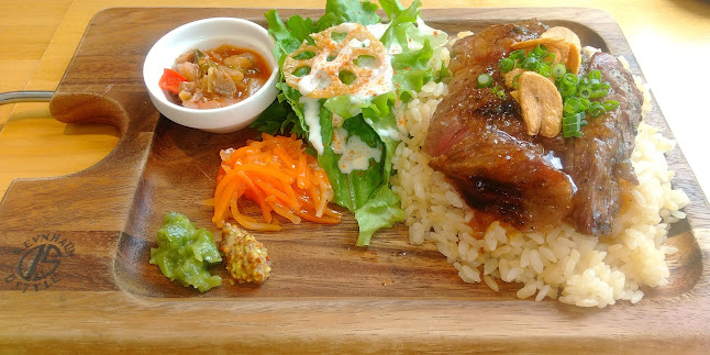 ローカルキッチンレイルズアキタ - 飲食業