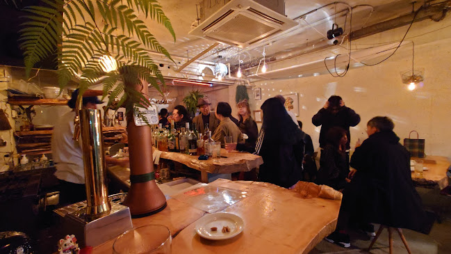 ダイニングバー 洋食酒場カンヌ 西船橋 - 飲食業