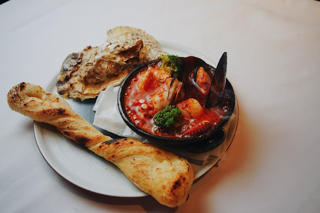 Comentarii opinii despre オイスターバー＆魚イタリアン 京橋ロビン