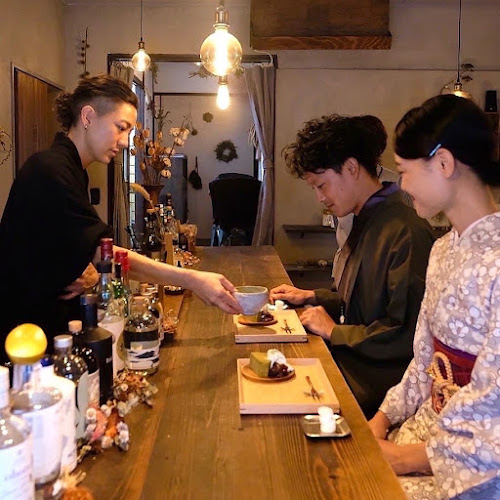 〒250-0011 神奈川県小田原市栄町３丁目１２−８ 101