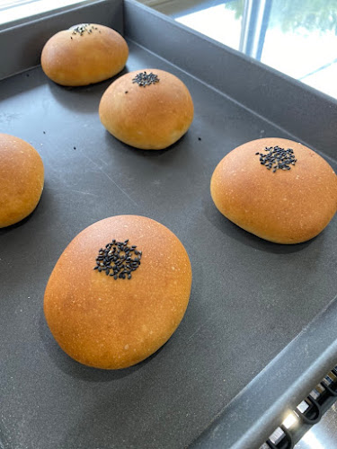 Opinii despre 小さなパン屋 Atty(アッティ) în 浦添市 - 飲食業