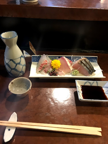 酒房 八重 - 飲食業