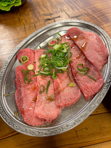 炭火焼肉 石仏笑福園 - 飲食業