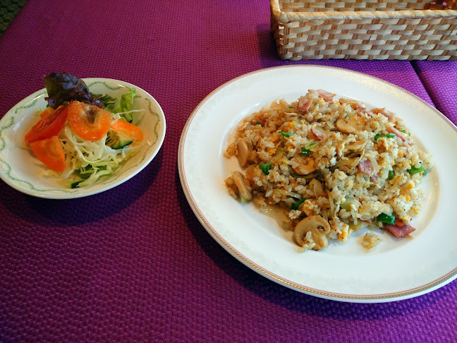 Opinii despre ぜふぃーる în 富山市 - 飲食業