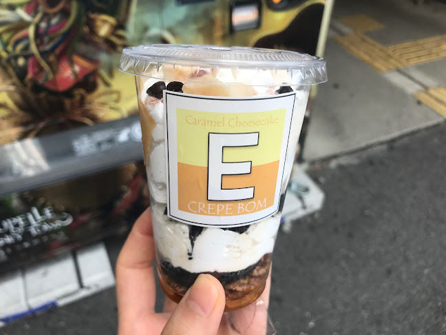 Opinii despre クレープボム販売所 în 岡山市 - 飲食業