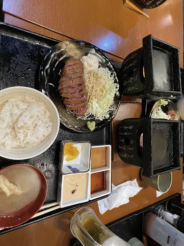 Opinii despre 牛かつ 冨田 în 大阪市 - 飲食業