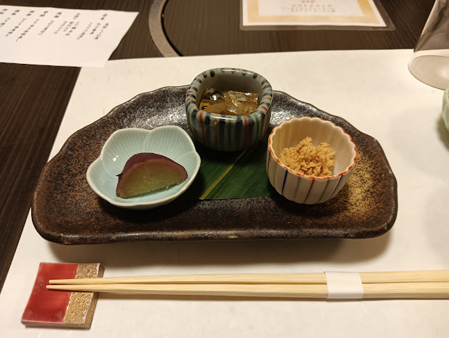 Comentarii opinii despre 旬菜旬魚 寿司 海人