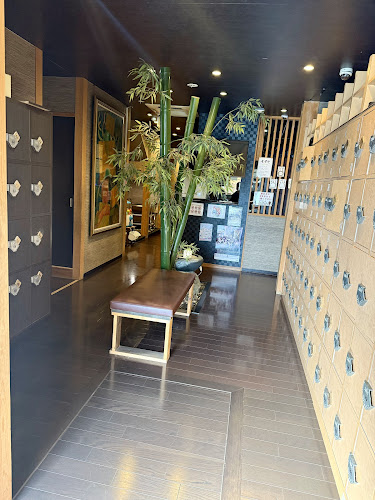 〒710-0833 岡山県倉敷市西中新田２９８−２