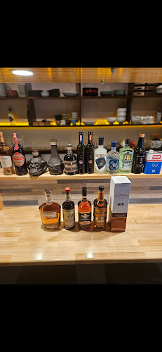 牛肉料理とお酒 Lan - 飲食業