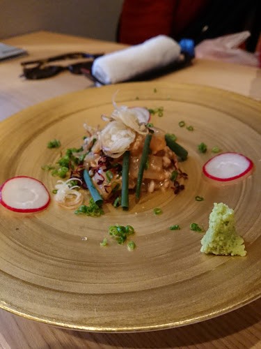 Comentarii opinii despre 博多美食と日本酒 響喜