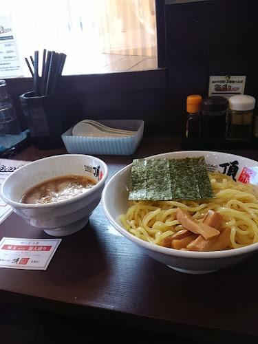 豚骨ラーメン 頂 - 韮崎市