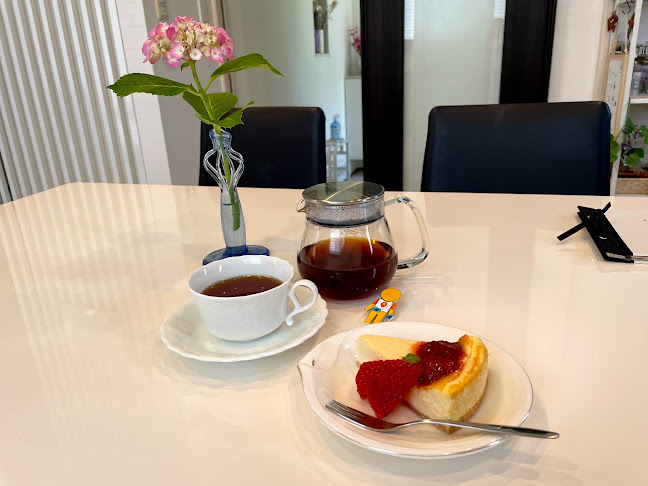 〒411-0030 静岡県三島市西旭ケ丘町４０５０−１