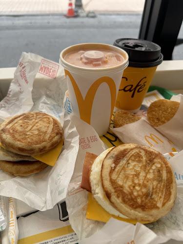 Comentarii opinii despre マクドナルド 国際通り牧志店