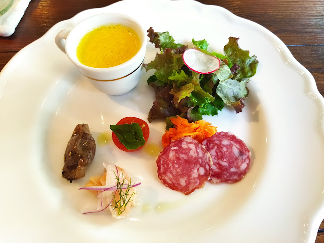 〒901-2132 沖縄県浦添市伊祖２丁目１７−３