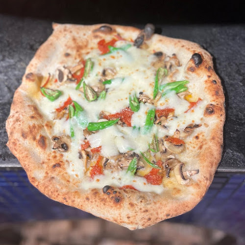 Opinii despre La TRIPLETTA ラ・トリプレッタ în 品川区 - 飲食業